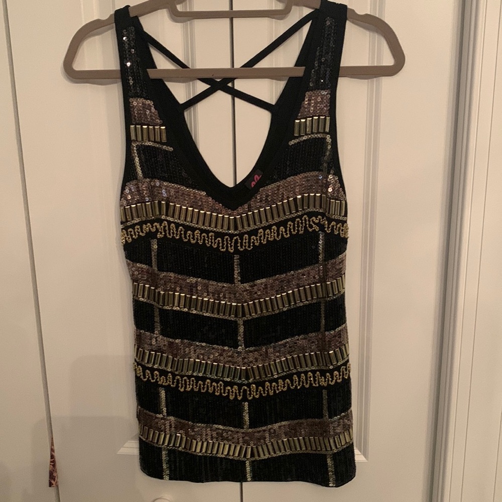 2b black and gold top. Perfect for holidays!